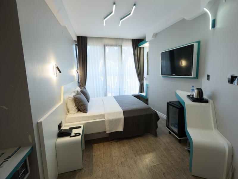 Midis Otel image