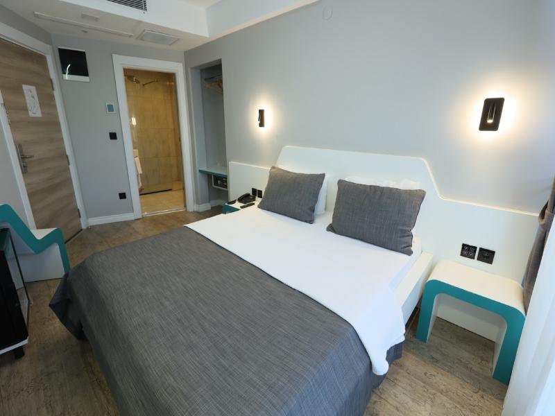 Midis Otel image