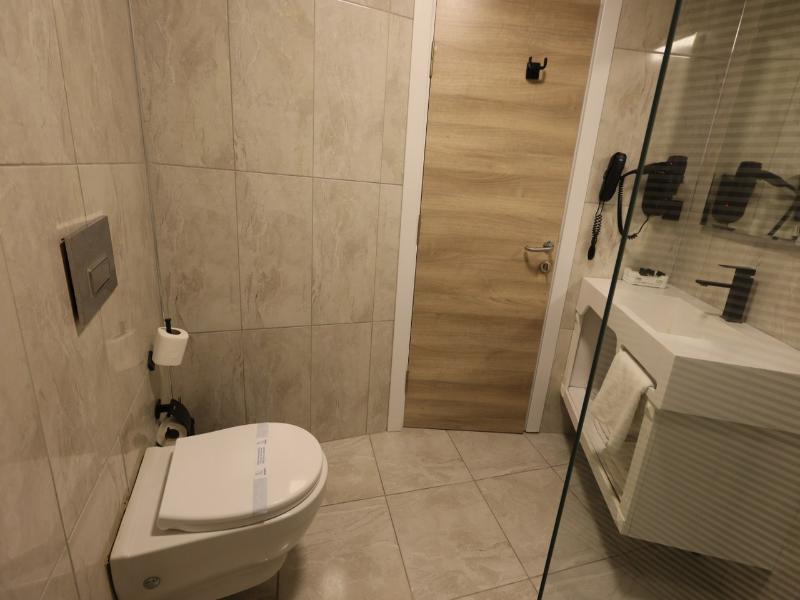 Midis Otel image