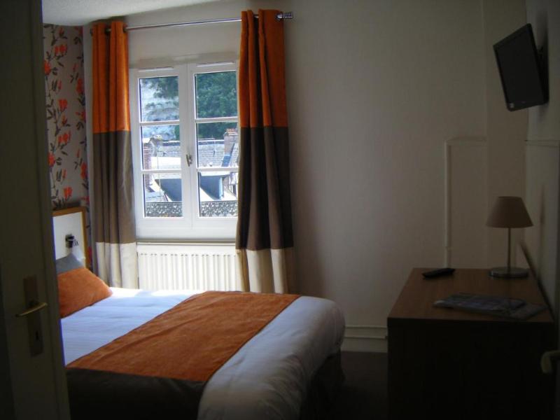 Logis Hotel Les Cepages image