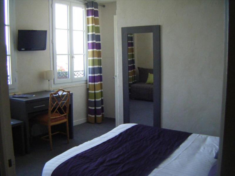 Logis Hotel Les Cepages image