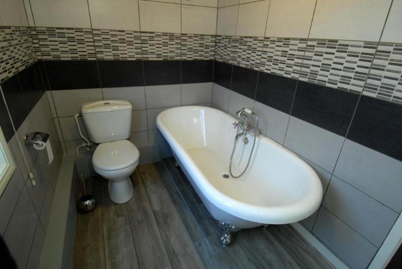 Logis Hotel Les Cepages image