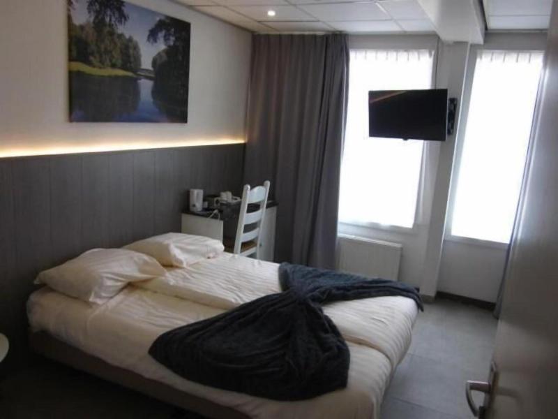 Hotel Le Provencal image