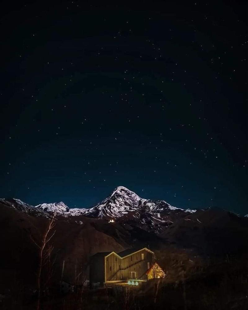 Step Inn Kazbegi image
