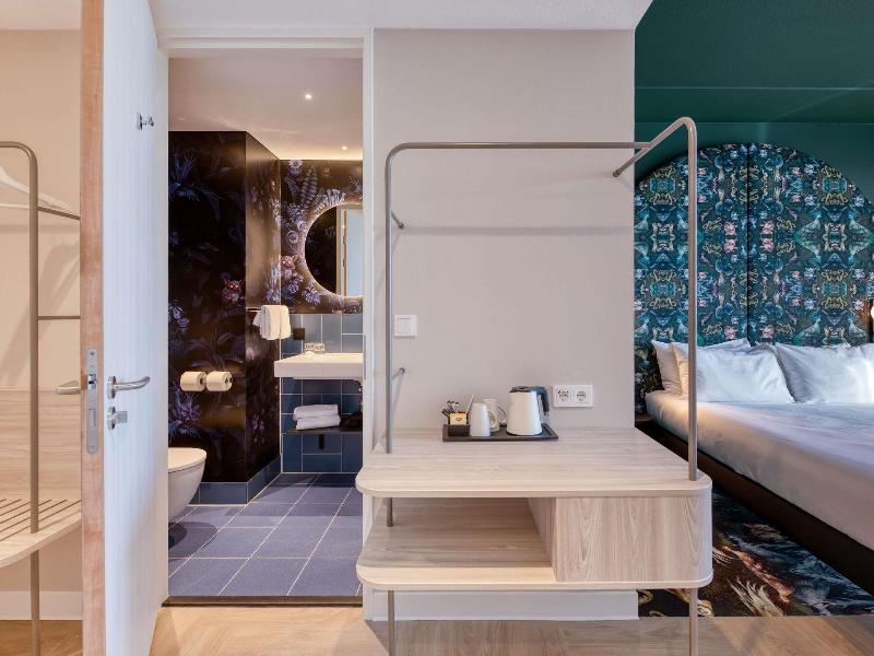 Ibis Styles Rotterdam Ahoy image
