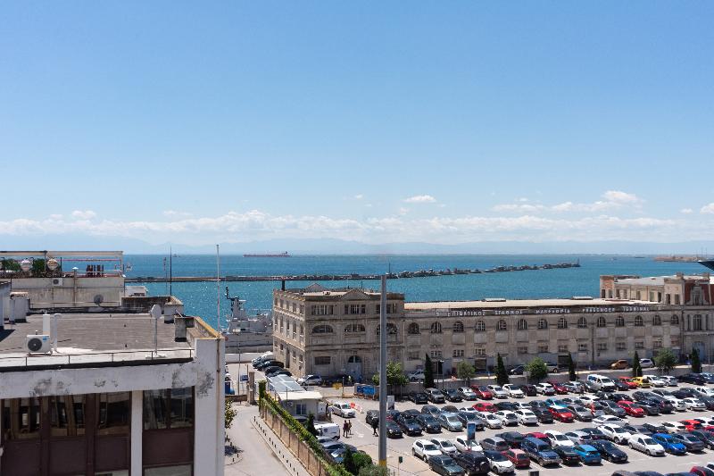 Sea And The City image