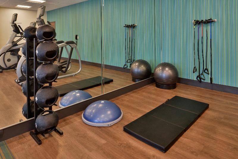Holiday Inn Express & Suites Moundsville image