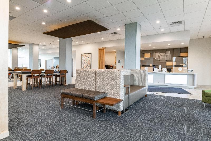 Holiday Inn Express & Suites Moundsville image
