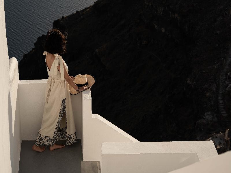 La Roka Cliffside Memories image