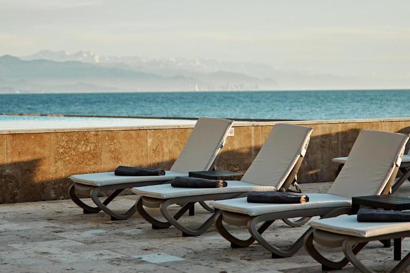 Miramare Magnetic Beach Hotel image