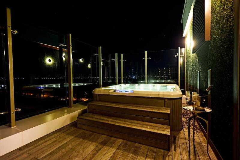 Miramare Magnetic Beach Hotel image
