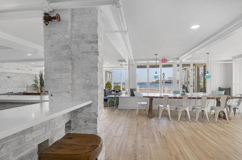 The Cove At Rockport Hotel image