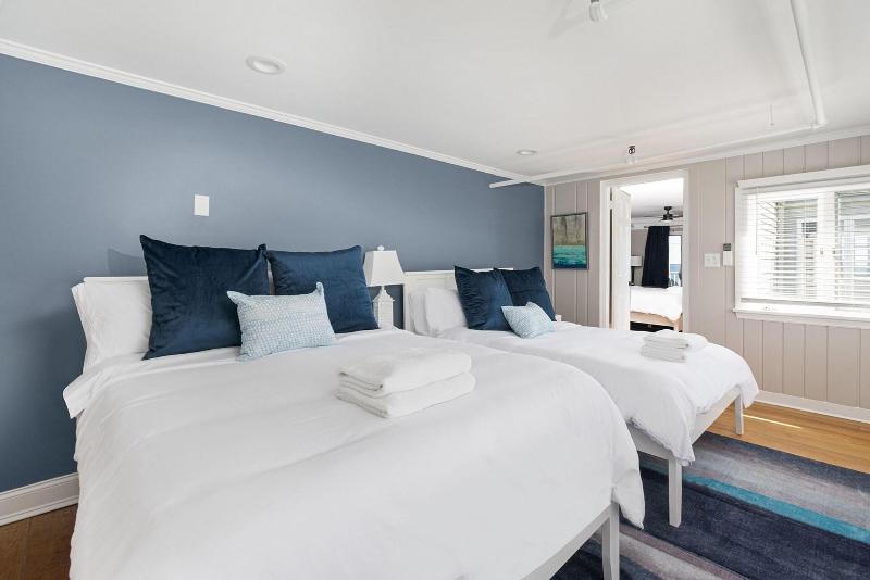 The Cove At Rockport Hotel image
