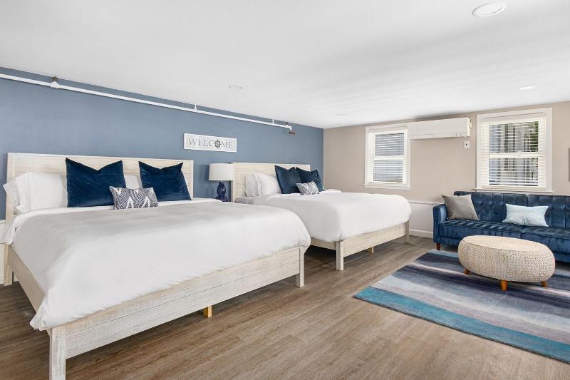 The Cove At Rockport Hotel image