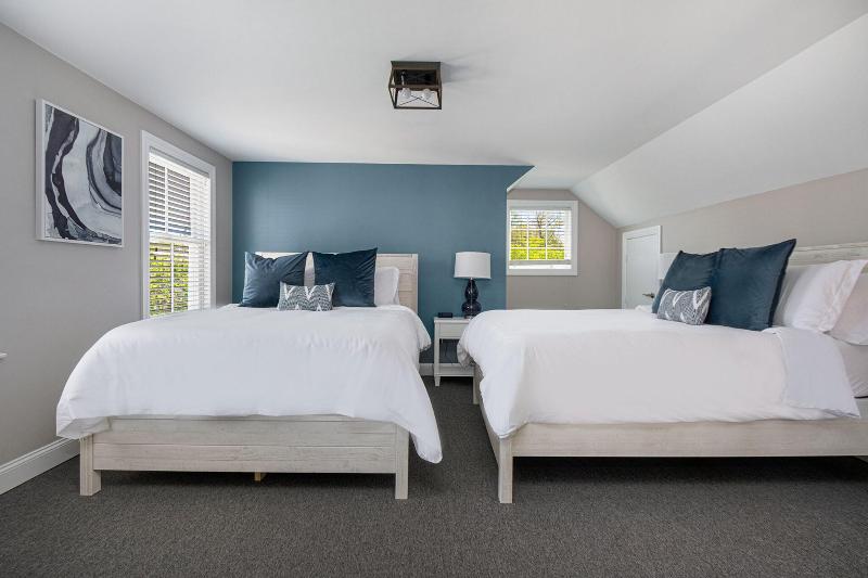The Cove At Rockport Hotel image