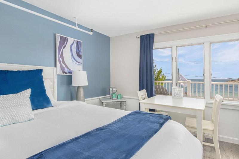 The Cove At Rockport Hotel image