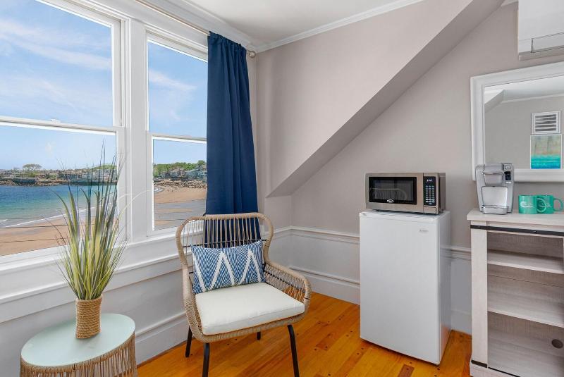 The Cove At Rockport Hotel image