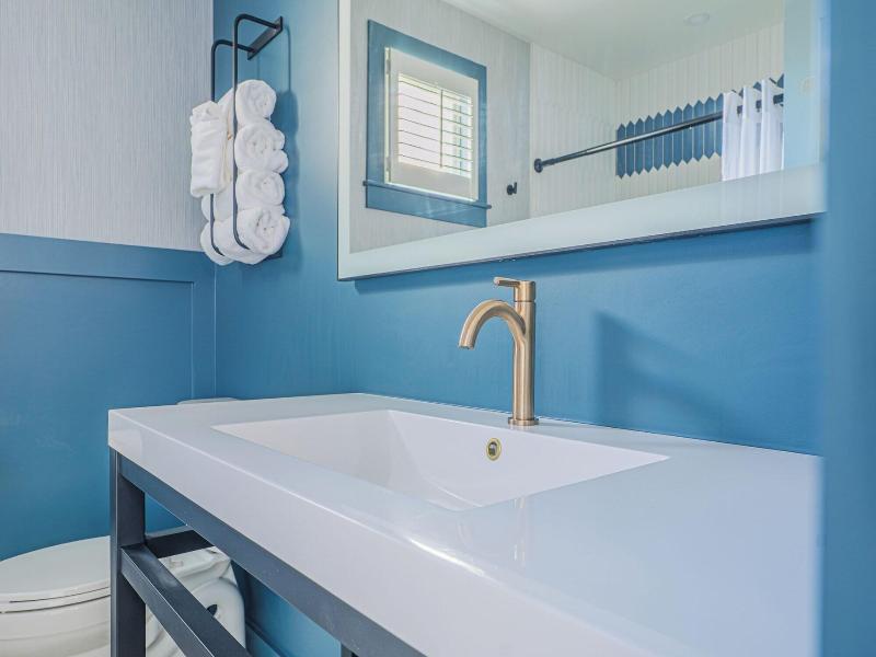 The Cove At Rockport Hotel image