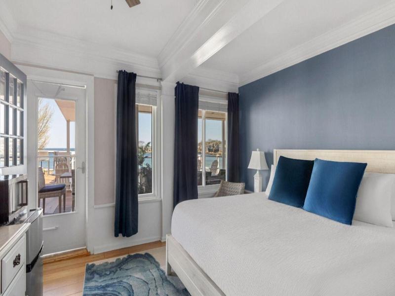 The Cove At Rockport Hotel image
