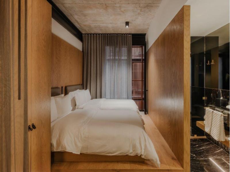 Hotel Volga image