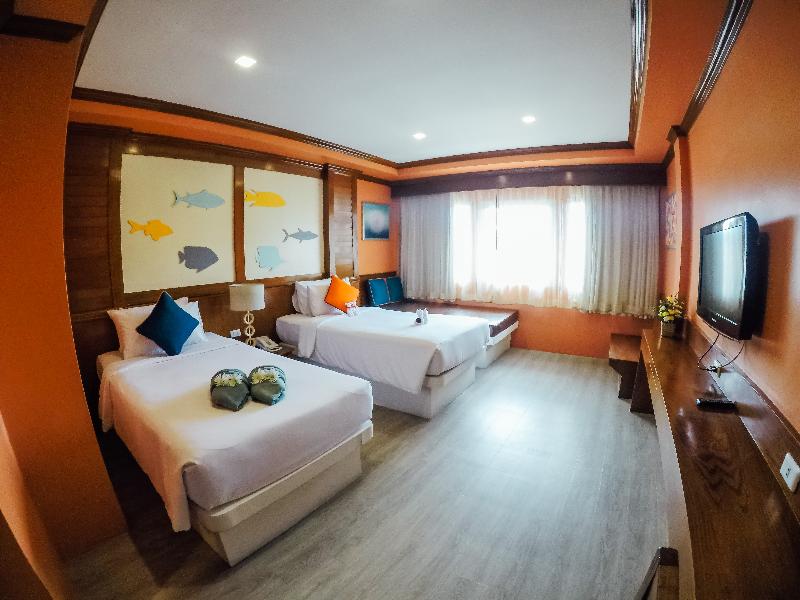 B Buri Hotel 5