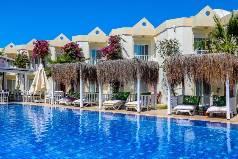 Viras Hotel — general view
