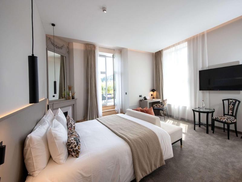 Best Western Premier Le Chapitre Hotel & Spa image