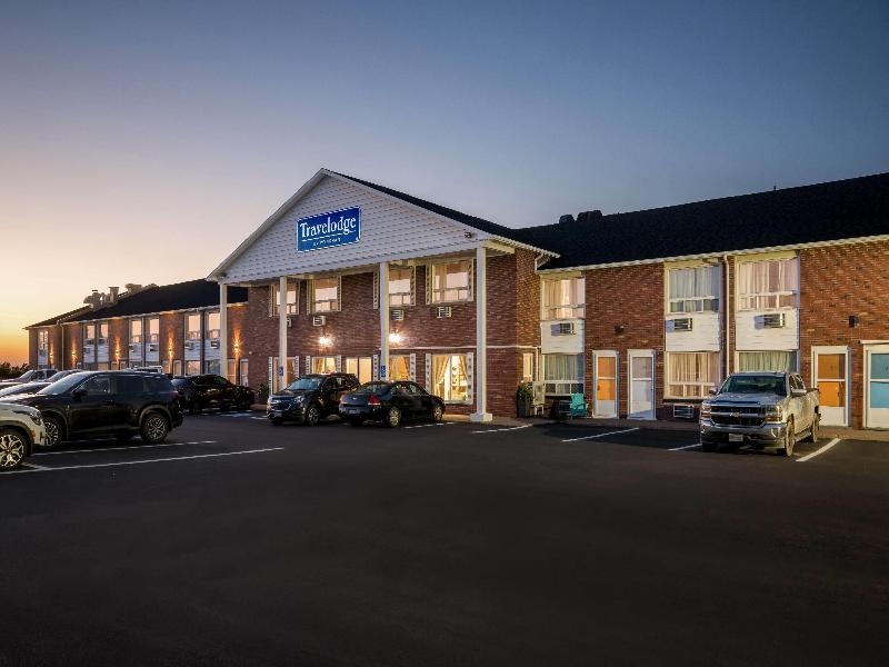 Travelodge By Wyndham Amherst