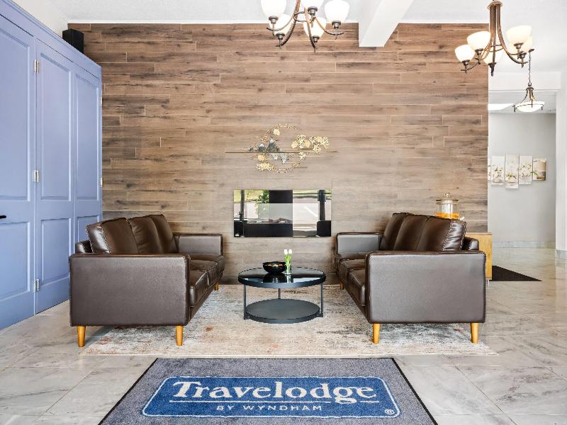 Travelodge By Wyndham Amherst