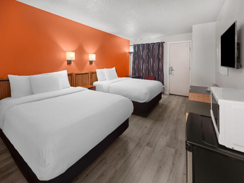 Howard Johnson By Wyndham Edson image