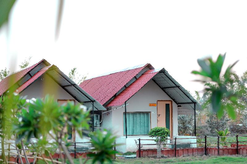 The Restfo Pench Tiger Resort image