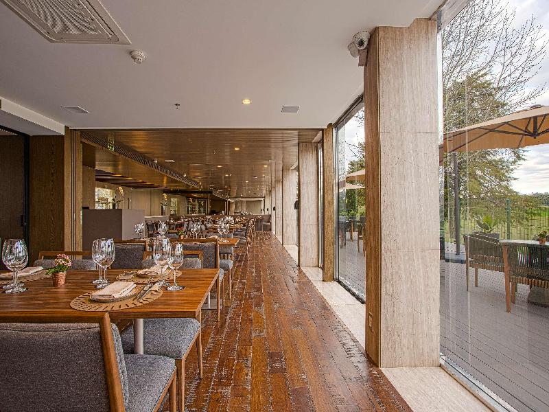 Hotel Suryaa Pinhais Curio Collection by Hilton