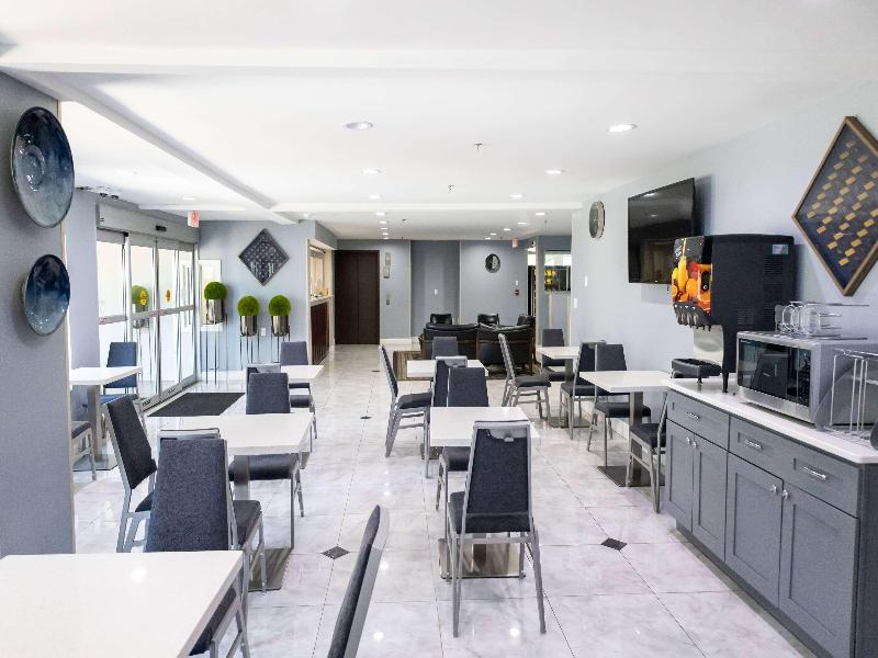 Days Inn By Wyndham College Park Atlanta Airport S image