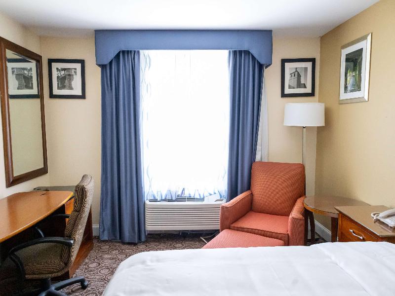 Days Inn By Wyndham College Park Atlanta Airport S image