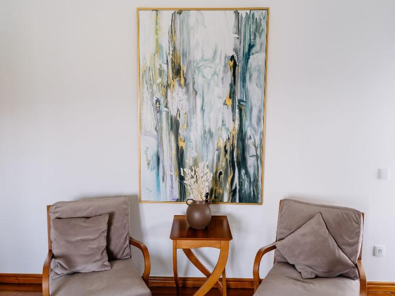 Coliving The VALLEY With Coworking Space Open 24-7 image