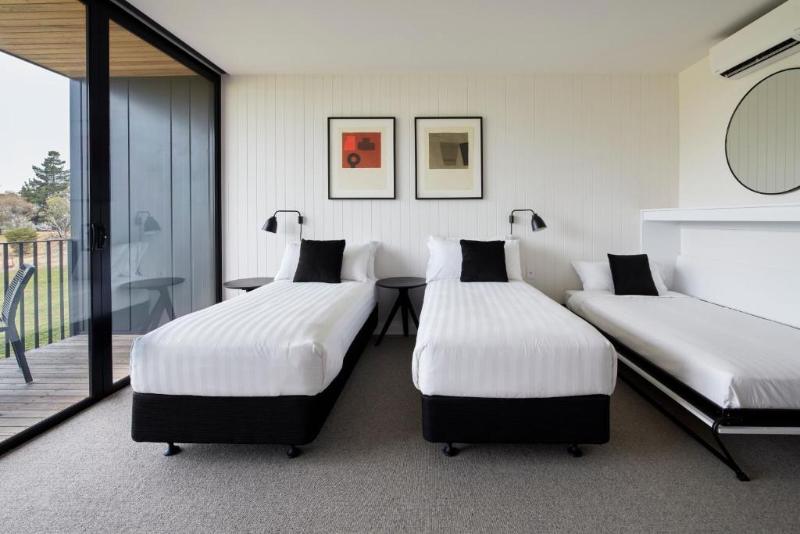 Accommodation @ Curlewis image