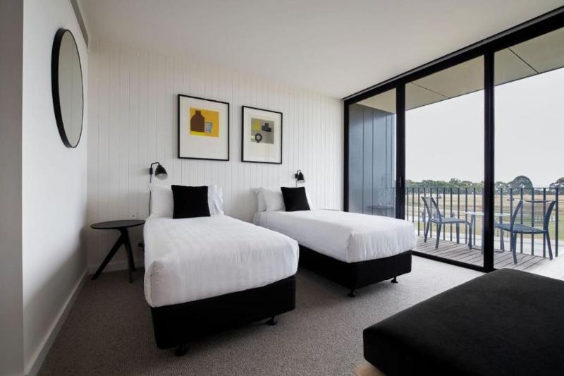 Accommodation @ Curlewis image