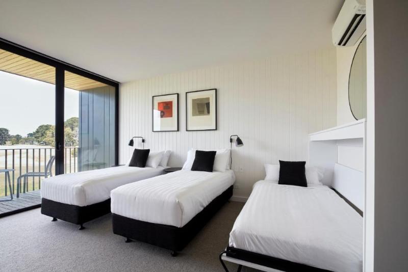 Accommodation @ Curlewis image