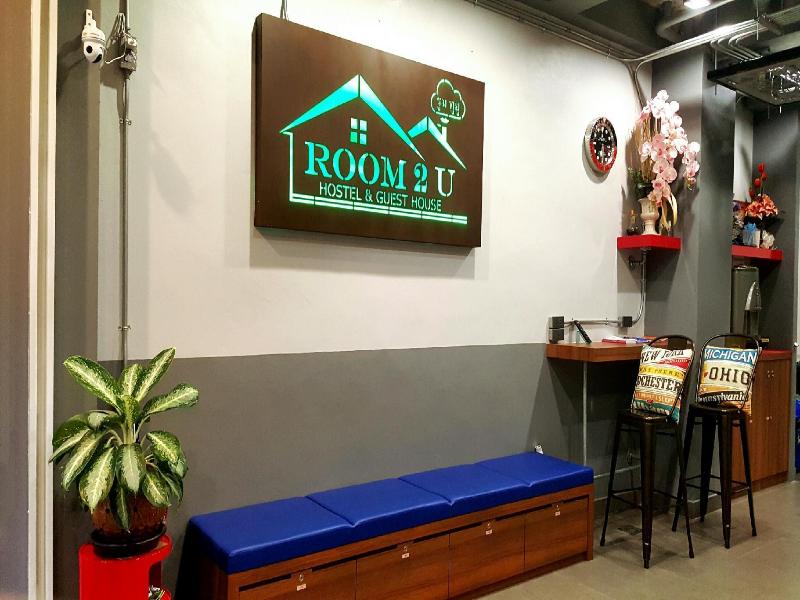 Room2u