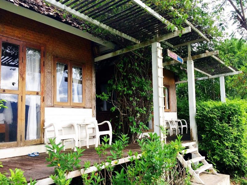 Vimarnkiri Resort image
