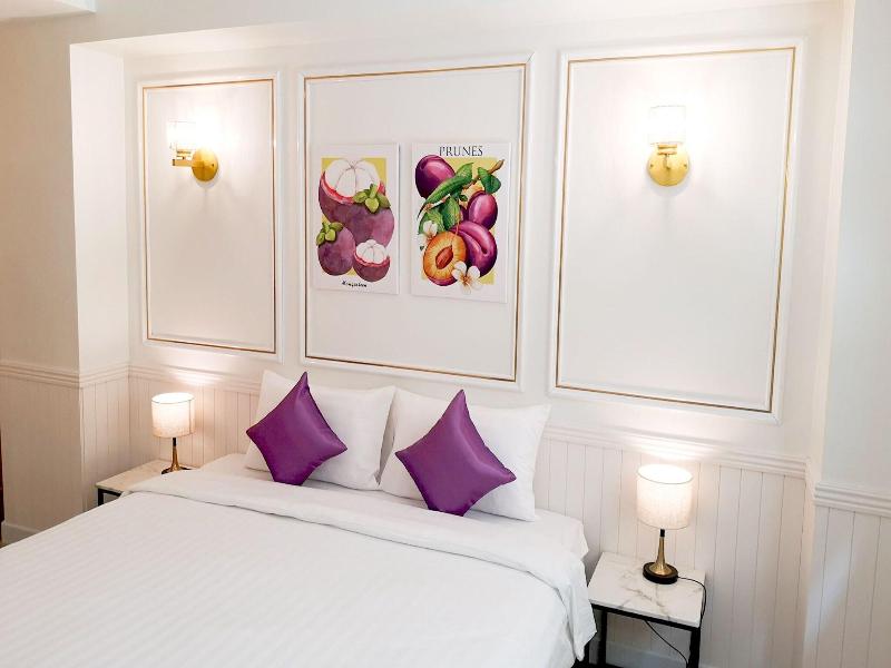Rose Apple Hotel image