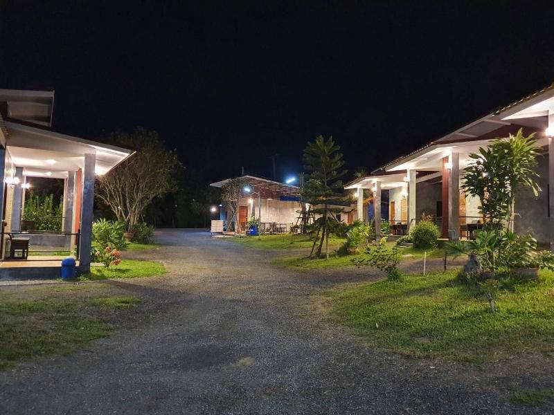 B Tel Chom Thong Resort Chiang Mai
