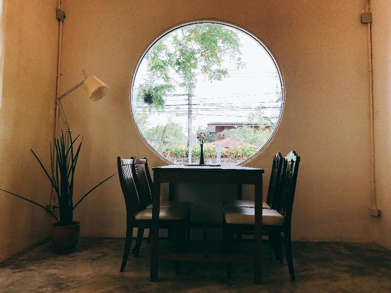 Khemjit Cafe And Bed image