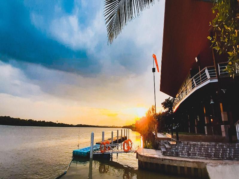 Bangpakong Boat Club image