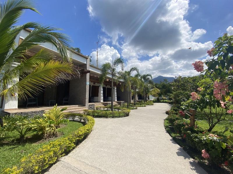 Paraiso Rainforest And Beach Hotel image