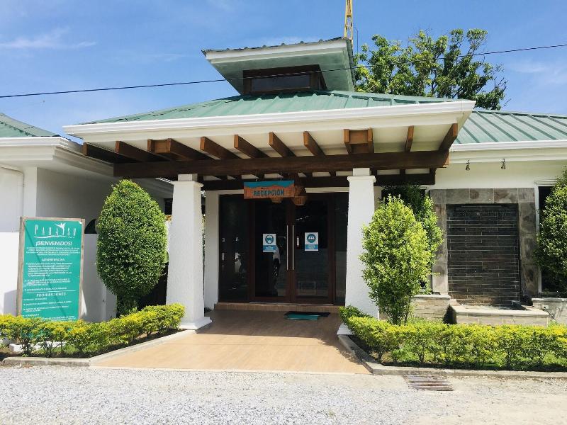 Paraiso Rainforest And Beach Hotel image