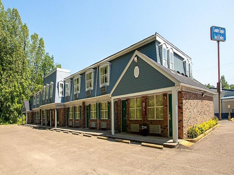 Country Squire Inn Suites