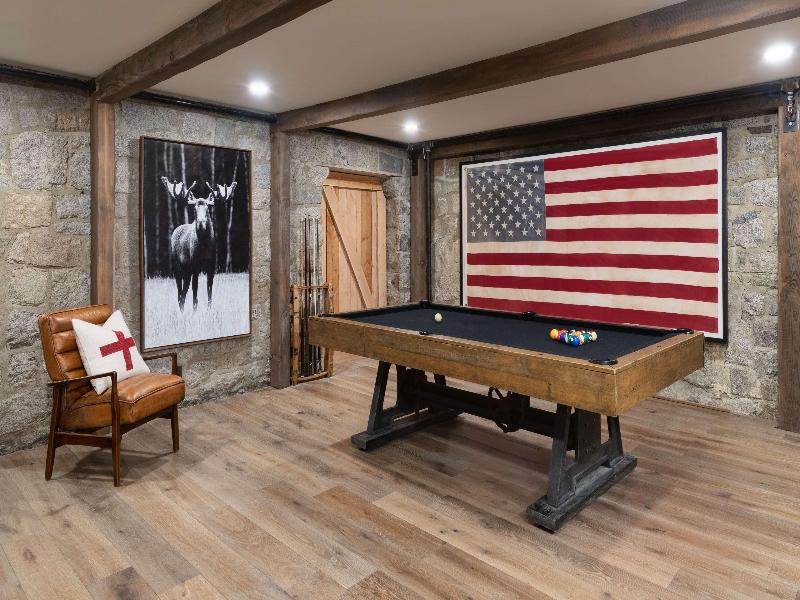 The Snowpine Lodge image