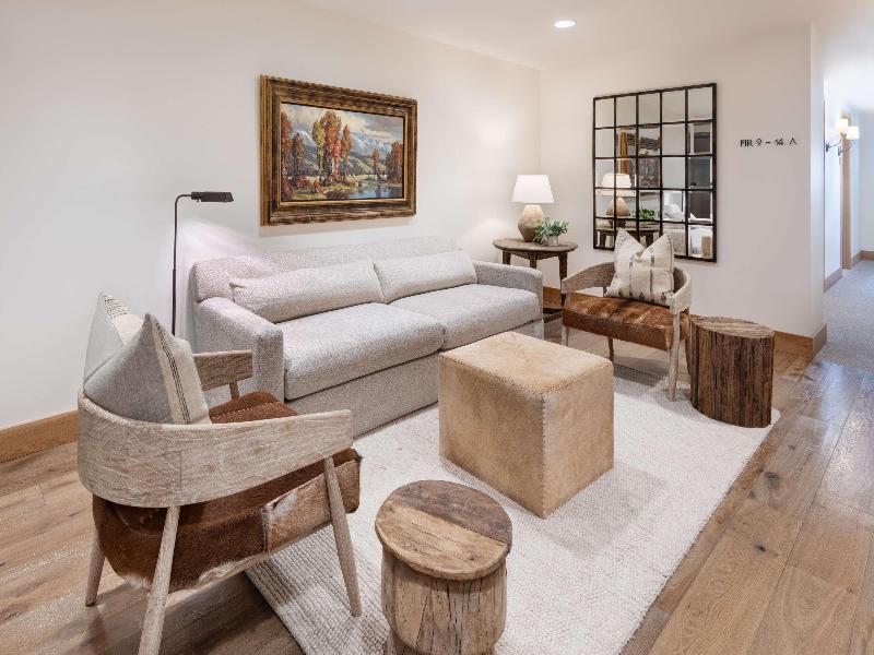 The Snowpine Lodge image