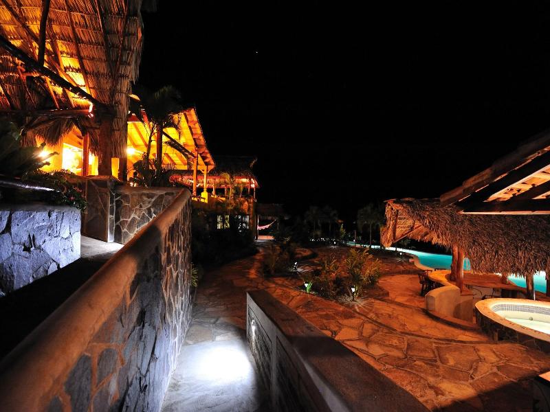 Hacienda Puerta Del Cielo Ecolodge Spa image